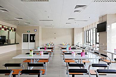 剧情驱动RPG《电气马戏团》 在Steam正式发售